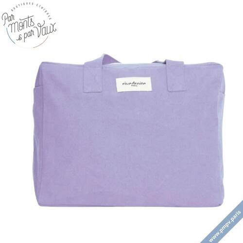 La nouvelle collection Rive Droite est arrivée ! 

Inspirées de l'univers de la Pop Culture, ces couleurs donneront un vrai coup de soleil et de bonne humeur à vos tenues estivales 🌞 

En plus, ces sacs sont fabriqués en coton recyclé et les doublures proviennent de fin de stocks de l'industrie textile. ♻️ 

Découvrez les différents sacs et accessoires disponibles sur notre e-shop 👉🏼 www.pmpv.paris/86-rive-droite-paris 

#upcycling#sacs#sactoile#sacvoyage#popculture#rivedroiteparis#celestins#pmpv#pmpvparis#boulognebillancourt#conceptstore